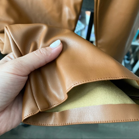 Camel faux leather pants - Picture 10 of 12